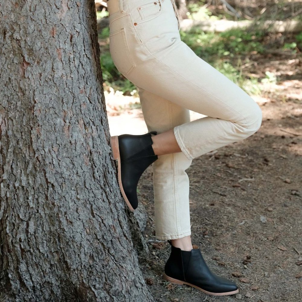 Nisolo Classic Chelsea Boot